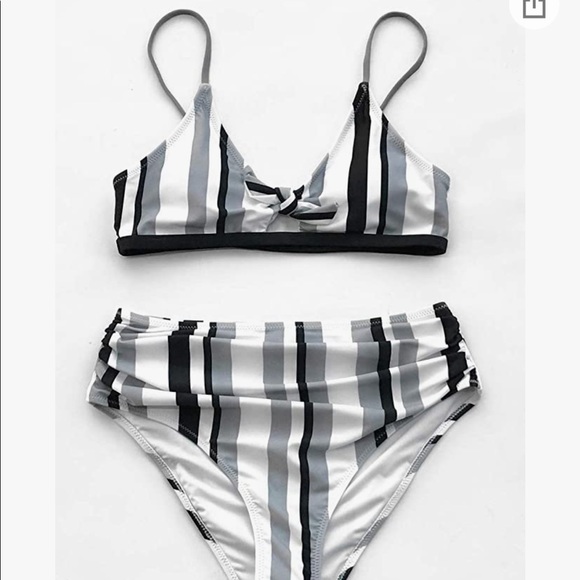 Cupshe swimsuit #76 - Picture 3 of 6